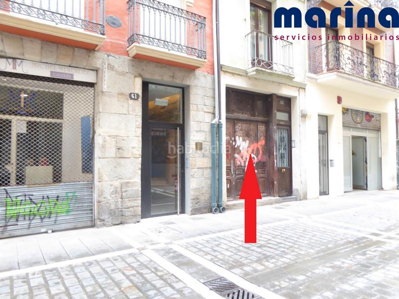 Foto 0ab4f928-c4d5-461d-a9f2-66298f76dcf9. Local comercial a calle de san antón 63 a Casco Antiguo Pamplona / Iruña