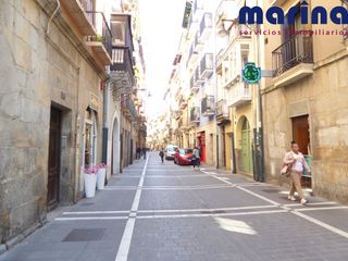 Local Comercial a Calle de San Antón 63