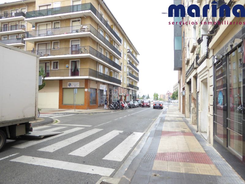 Foto 8e1e31fe-e327-4142-911e-a94a5d938e0f. Local comercial a calle de santa engracia 7 a Buztintxuri Pamplona / Iruña