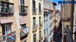 Apartament a Casco Antiguo. Coqueto apartamento en casco antiguo