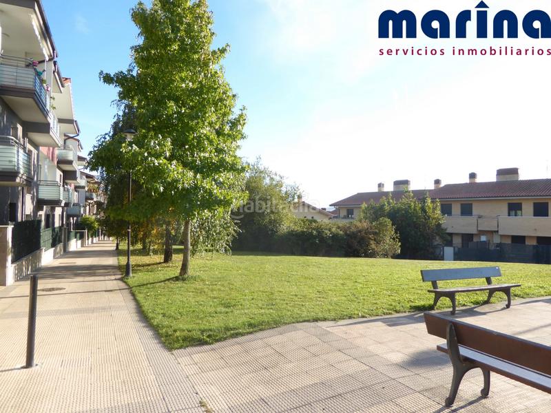 Foto 32cead8b-2488-42fd-bb7f-b0b3a6147737. Duplex avec chauffage parking dans Valle de Elorz / Elortzibar