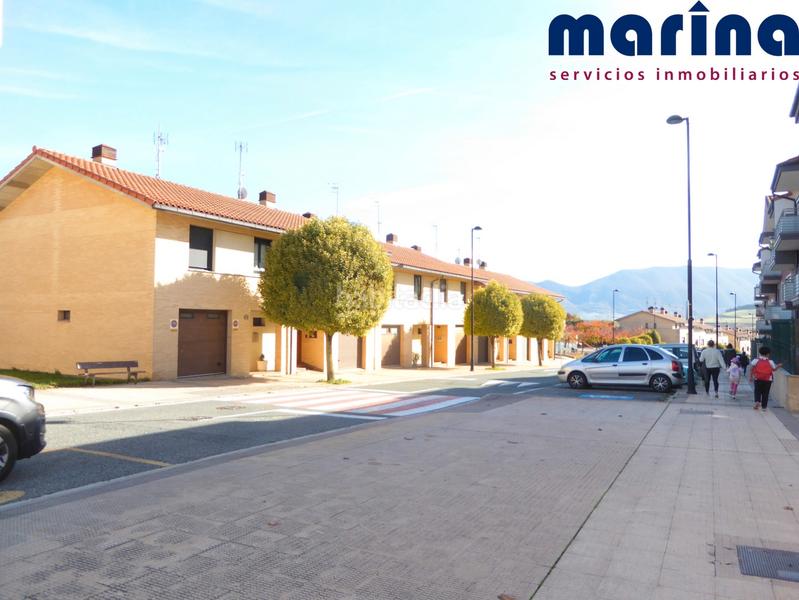 Foto c9c5008e-220b-4aa9-8275-20cb44dfebe8. Duplex avec chauffage parking dans Valle de Elorz / Elortzibar