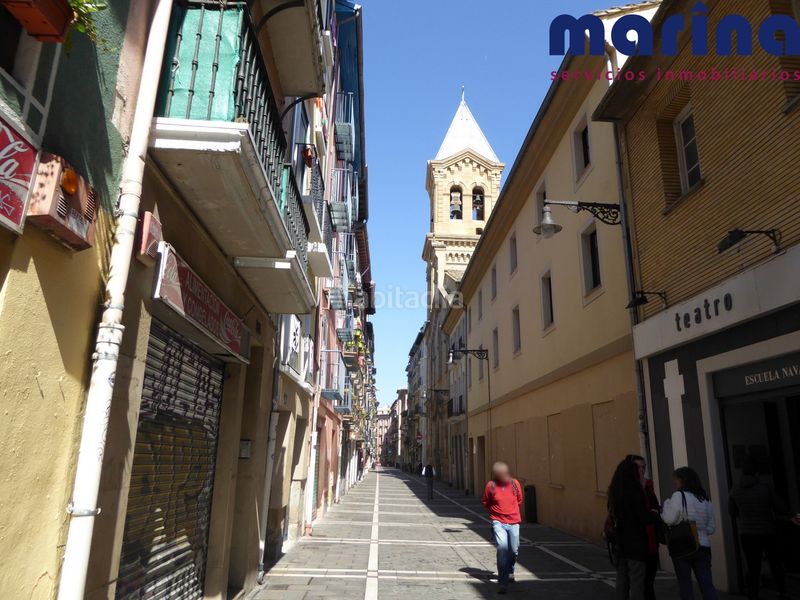 Foto c8c680f4-011b-4406-bd46-140b7c6c31b0. Etagenwohnung mit heizung in Casco Antiguo Pamplona / Iruña