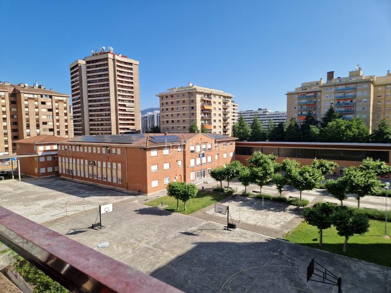 Foto 6180bfff-fc37-4079-9274-296c3b2a2066. Piso en calle pintor crispin 6 piso 3 habitaciones venta pamplona iruña en Pamplona / Iruña