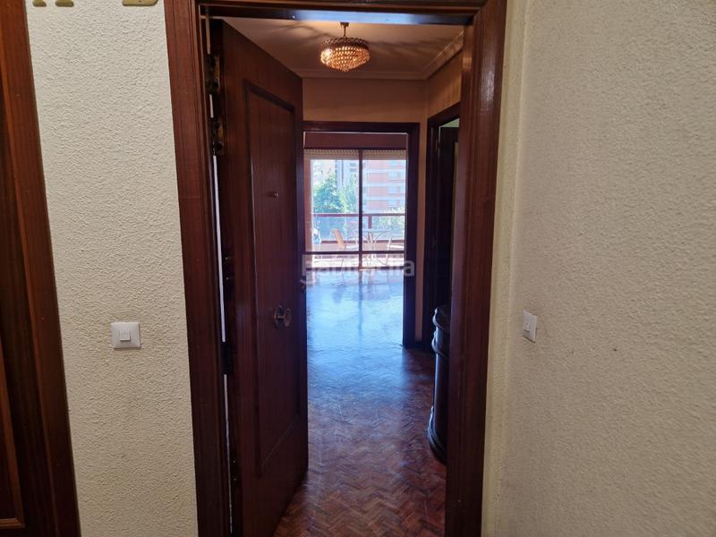 Foto 6d1c6baa-6e37-4a2a-88f5-469154ee0a57. Piso en calle pintor crispin 6 piso 3 habitaciones venta pamplona iruña en Pamplona / Iruña