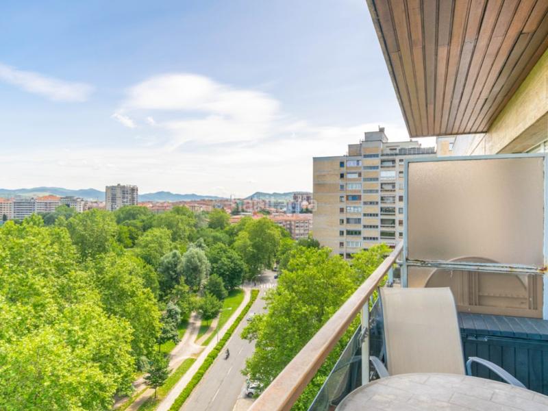 Foto c5774ddb-0aa5-45b7-ae6a-a26e6b6b6d1c. Piso en calle vuelta del castillo 7 piso venta pamplona iruña en Pamplona / Iruña