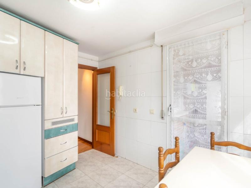 Foto 528a92b1-c9df-4345-a665-55e00830a35e. Piso en calle ochagavia 3 piso 2 habitaciones venta pamplona iruña en Pamplona / Iruña