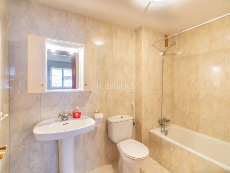 Foto b8dc2fe1-91bd-48bc-b402-2af4d1cd7279. Piso en calle ochagavia 3 piso 2 habitaciones venta pamplona iruña en Pamplona / Iruña