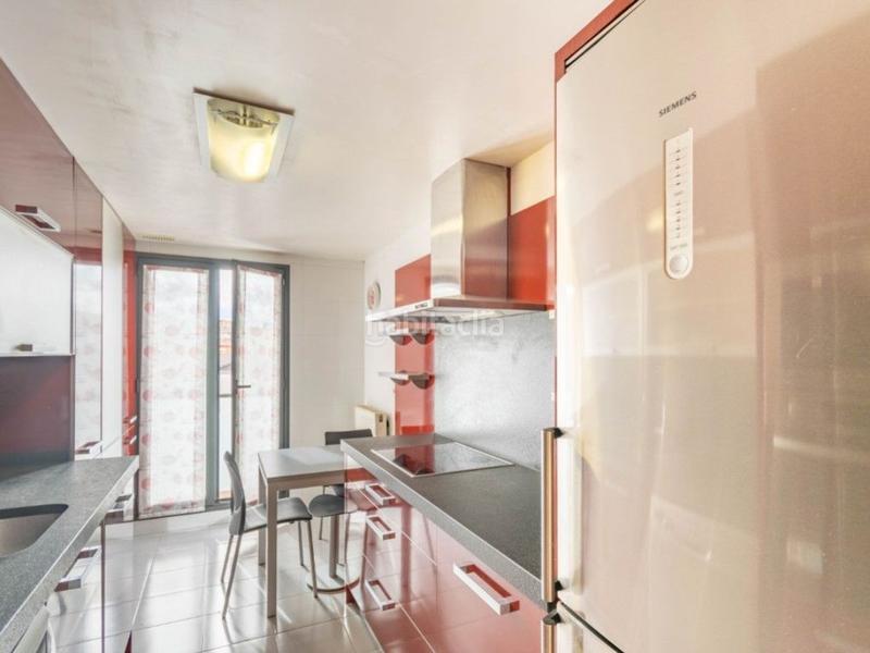 Foto d1190240-149f-41cf-a873-b4cd50e79dc3. Piso en calle merindad de tudela 12 en Valle de Elorz / Elortzibar