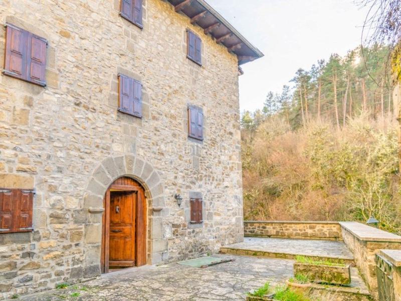 Foto 2a4cd701-ca55-48e4-aa00-4ed75e53200c. Masía en barrio espandoya 18 en Uztárroz