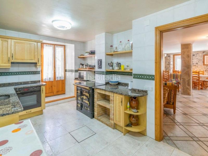 Foto 82232ad1-8636-4bdc-83ca-27c441b08e08. Masía en barrio espandoya 18 en Uztárroz