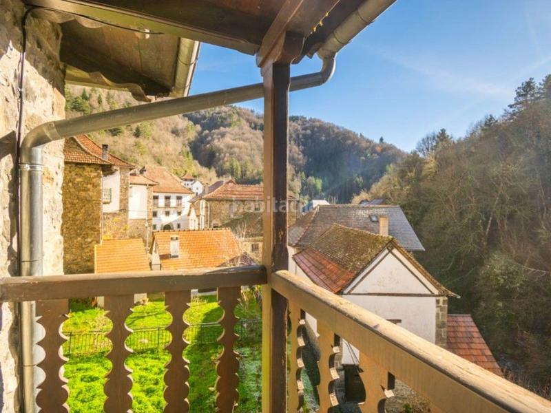 Foto a0e9edcc-d079-432e-9d1f-c6180127245c. Masía en barrio espandoya 18 en Uztárroz