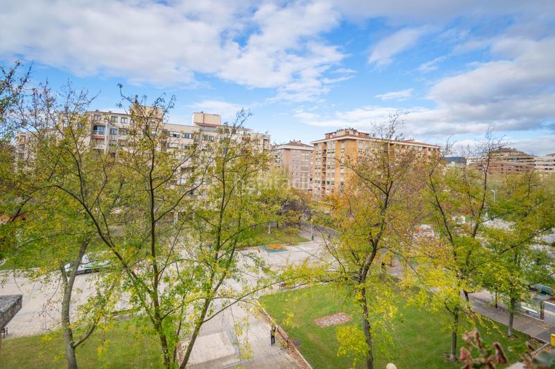 Foto 0eed3462-2742-4597-a2d7-8414bcac3e35. Piso en plaza felix huarte 7 en Iturrama Pamplona / Iruña