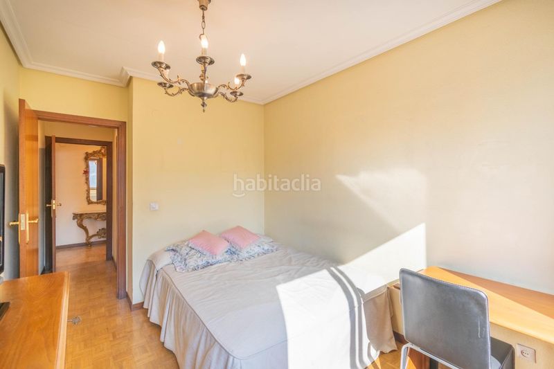 Foto 8353d657-59f0-4901-867a-f80be98a1d06. Pis a calle calle manuel iribarren 16 a Mendebaldea - Ermitagaña Pamplona / Iruña