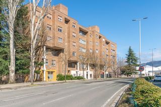Pis en Calle calle manuel iribarren 16. Amplio y luminoso piso en mendebaldea, pamplona  iru�a por solo