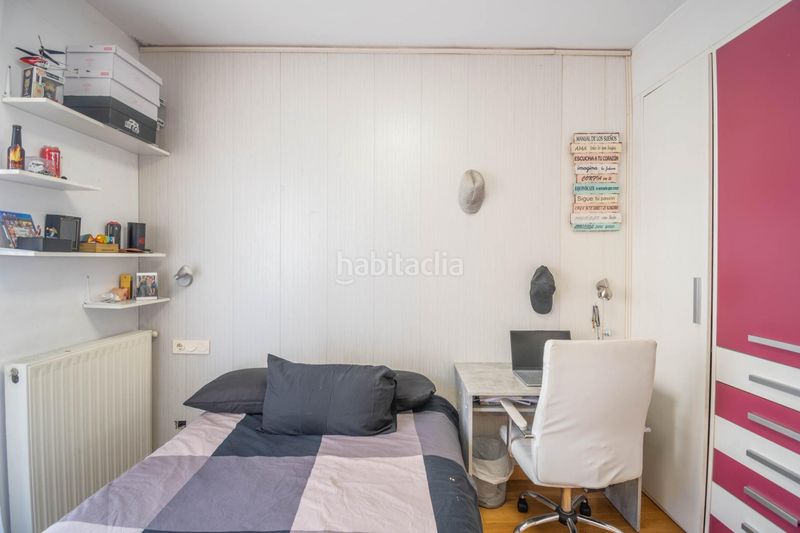Foto c7d29e47-f3bf-4dc5-b425-adf16a59c9e3. Casa adossada a calle iparberoki 59 a Beriáin