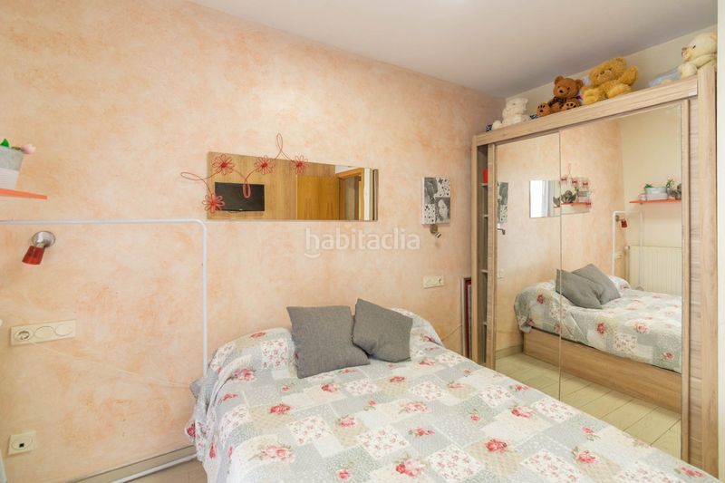 Foto dd0f3983-9598-417c-a538-18de9f86c0f2. Casa adossada a calle iparberoki 59 a Beriáin