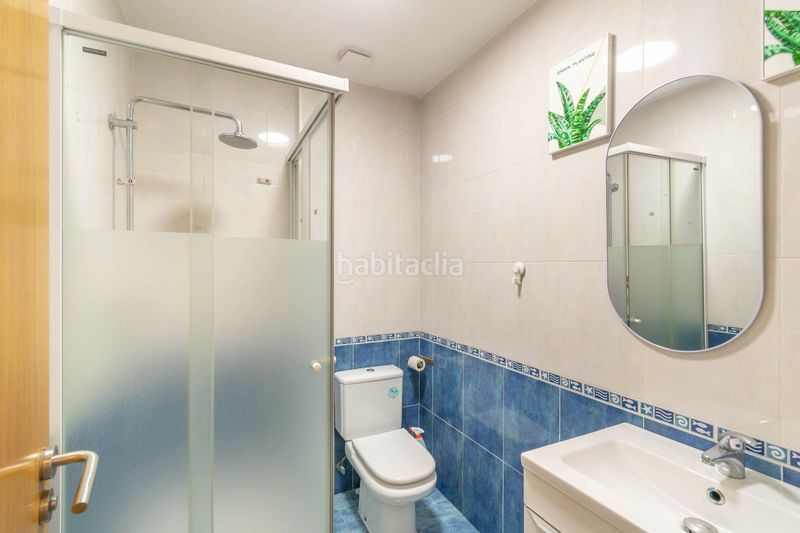 Foto f7c6ac6d-7a6e-4671-9eac-1235a22b48cb. Casa adossada a calle iparberoki 59 a Beriáin