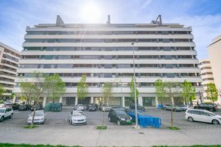 Pis  Calle calle isabel garbayo aldaya 9. Exclusivo piso en la zona premium de lezkairu con garaje, traste