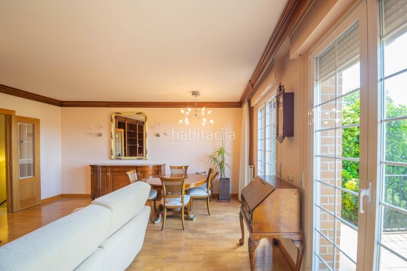 Foto b120d898-a88d-4d8f-8359-962dda27a7ce. Reihenhaus in calle de itaroa 96 in Olaz Valle de Egüés / Eguesibar
