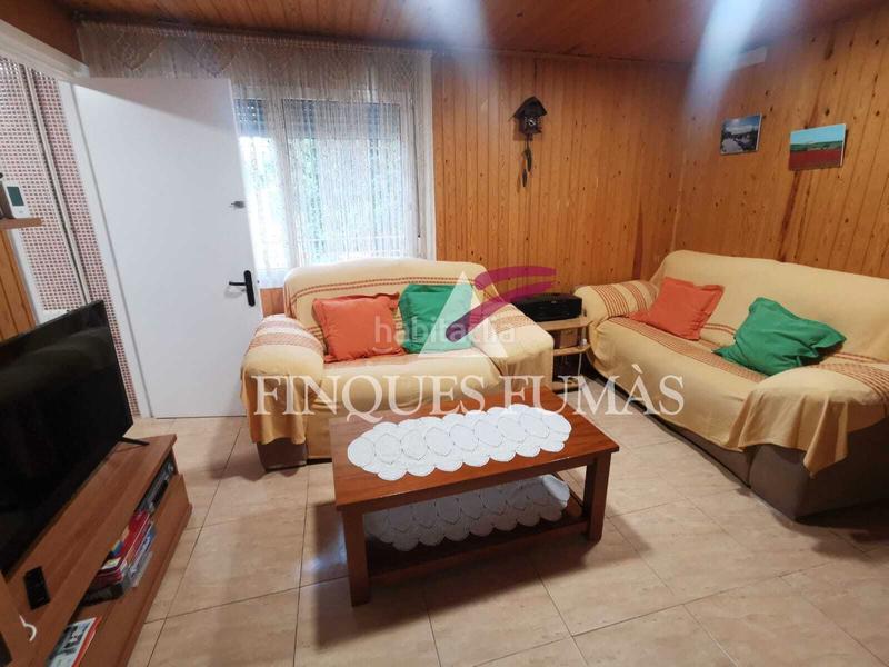 Foto c2574a59-4872-479d-81e3-1c8c07e10165. Casa amb xemeneia calefacció aparcament piscina a Tàrrega