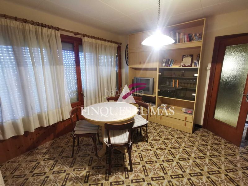 Foto 50795050-7a03-4548-95b7-0d0b60549586. Casa amb aparcament a Torrefeta i Florejacs