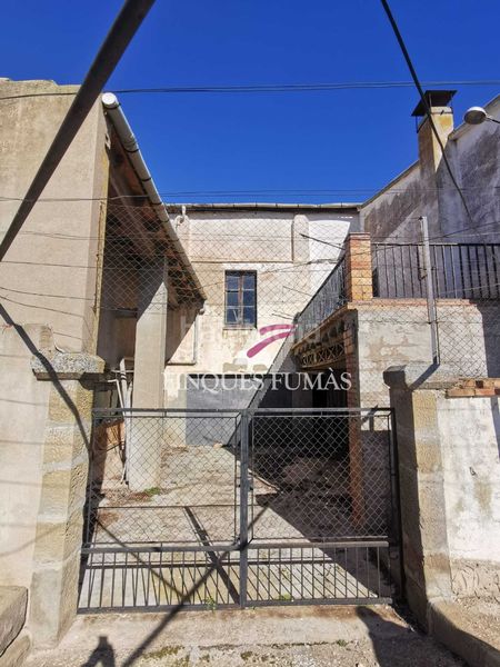 Foto a652d0d6-aa55-4122-8259-2acfe12c9446. Casa amb aparcament a Torrefeta i Florejacs