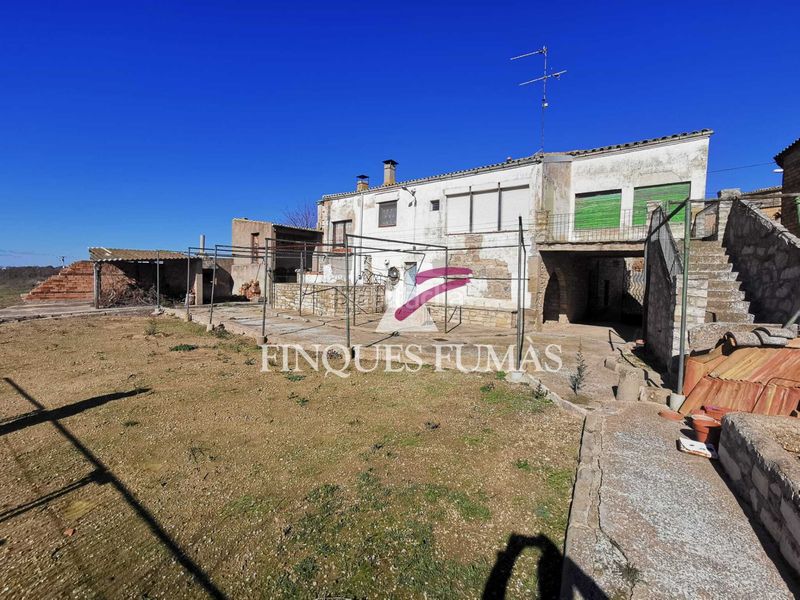 Foto b435b5cd-ca8d-41c3-bde8-b9eb964c59de. Casa amb aparcament a Torrefeta i Florejacs