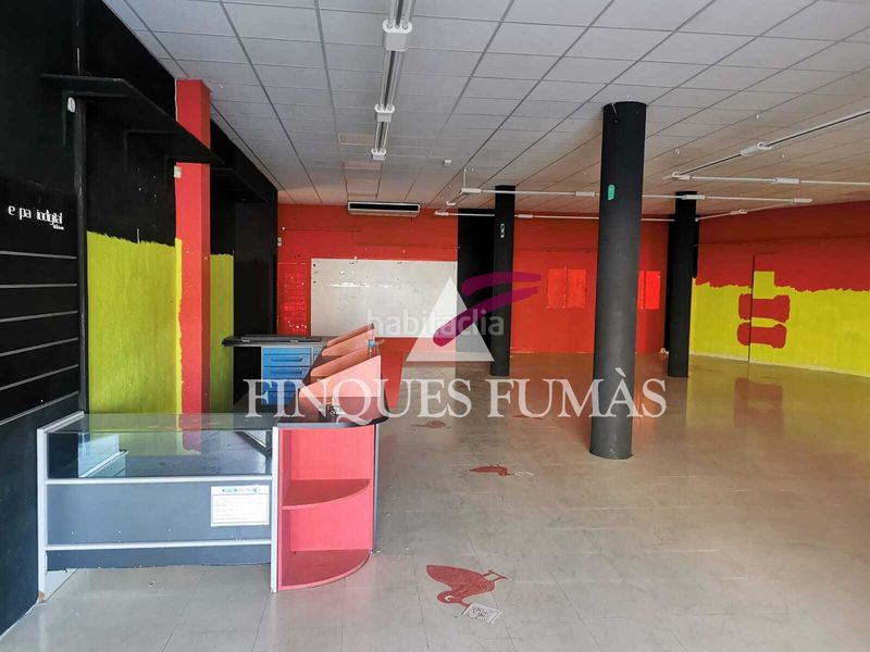 Foto 259436e6-c06b-40b7-819e-a108f6ba96d8. Lloguer local comercial amb calefacció a Cervera