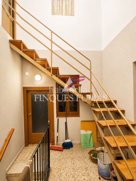 Foto 58f30316-95b7-434f-99c6-30899b02576a. Casa amb calefacció a Cervera