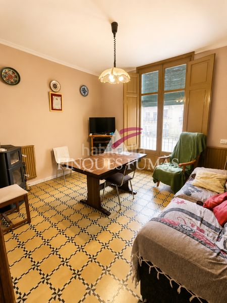 Foto bec5a7b3-724e-488d-af07-caaeda2a3114. Casa amb calefacció a Cervera