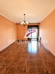 Flat  Carrer de joan maragall. Opitunidad