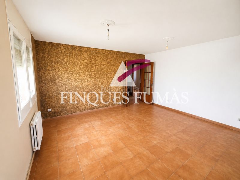 Foto cc71b57a-2d10-421e-ac37-2cd41b985e89. Xalet amb aparcament a Cervera