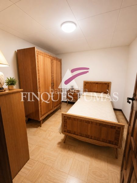 Foto 503a0a2c-e465-4411-951d-60b76736d98a. Casa amb xemeneia aparcament a Montoliu de Segarra