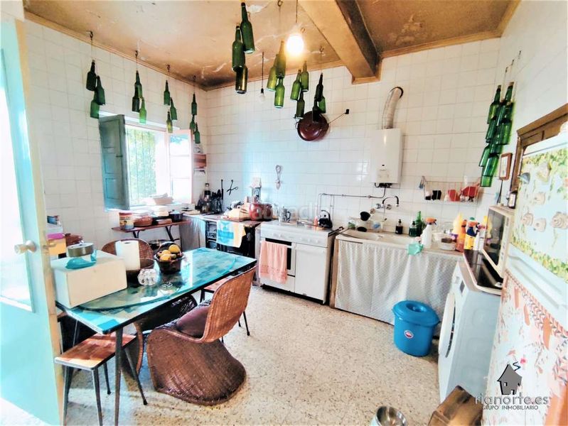Foto 95c01947-7b34-40d8-a8c5-c34679bf33d1. Casa amb aparcament a Regueras (Las)