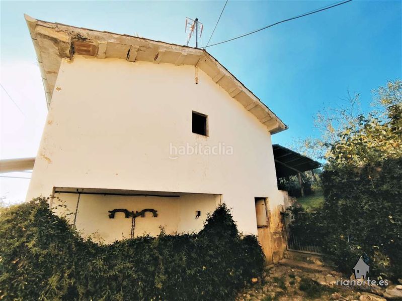 Foto a25d755e-beee-4931-a147-fd9174db5ef4. Casa amb aparcament a Regueras (Las)