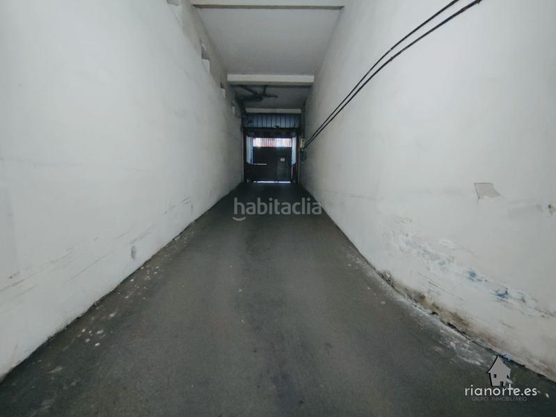 Foto 5a17a8e0-3d16-46b9-9a11-7b7784490820. Autoparkplatz in La Felguera Langreo