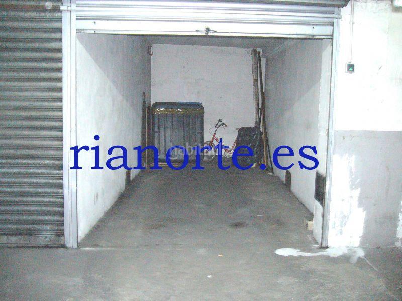 Foto fd589d49-aeb8-4e4c-80fc-d69847f6280f. Aparcament cotxe a La Felguera Langreo