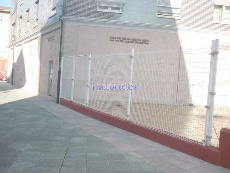 Foto 31b3392a-797a-410f-ae08-380f6123a3af. Local comercial a La Felguera Langreo