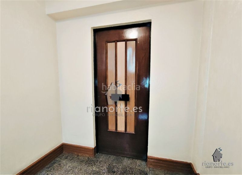 Foto 63ec8a30-1f21-4bc4-af62-57db2094f441. Local comercial a Sama Langreo