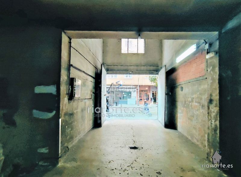 Foto e61f4ed3-66a9-4a23-89bd-4d10b3adf7cd. Local comercial a Sama Langreo