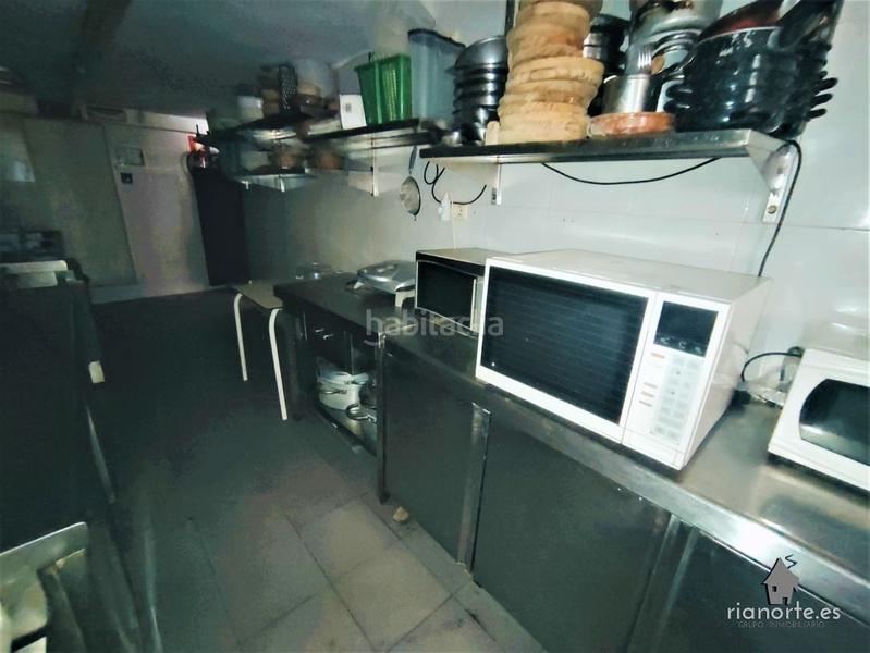 Foto 5aa2f756-5bc7-42d4-8c10-9c96cf124794. Local comercial amb calefacció a La Felguera Langreo