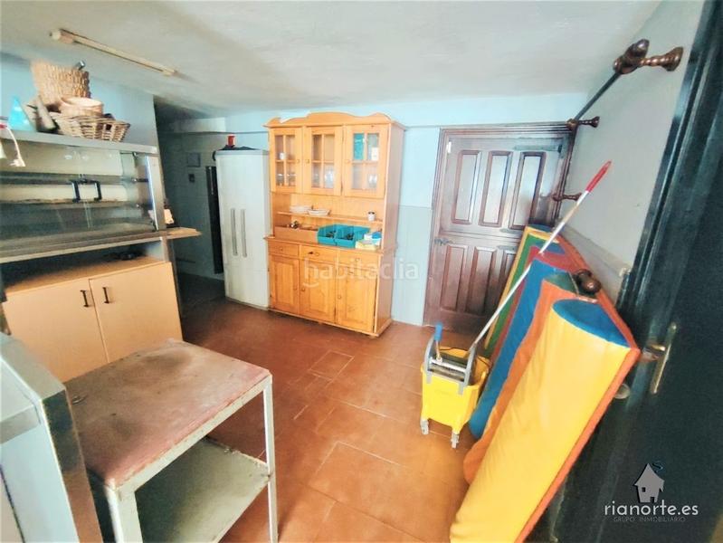 Foto 999fa16b-c825-4f08-b225-49e4c2ddb0cd. Local comercial amb calefacció a La Felguera Langreo