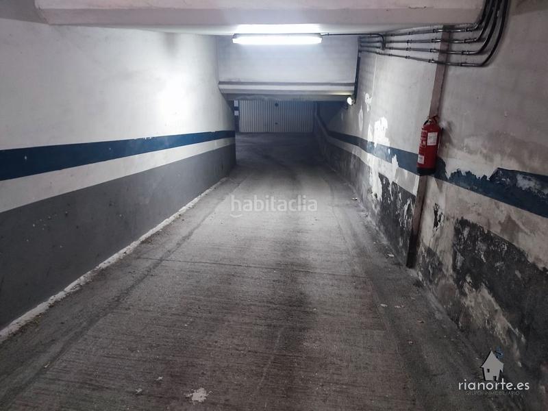 Foto 02f28127-ea97-4ae6-b3fc-21d19c492614. Autoparkplatz in La Felguera Langreo