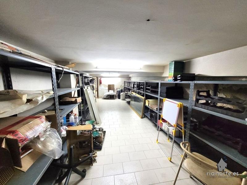 Foto 4b9a98e9-7df8-45c1-8f3a-3b0b4f294841. Lloguer local comercial a calle norte 18 a La Felguera Langreo