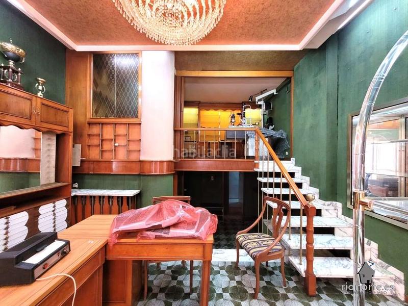 Foto fcac7e50-5999-4ec7-bd76-89312c381c69. Alquiler local comercial , a pie de calle, zona peatonal, de Sama consúltenos !! en Langreo