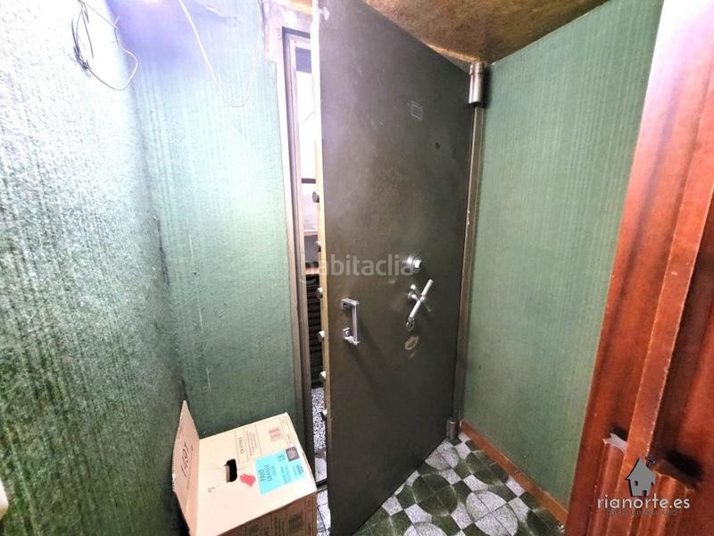 Foto 66f10cb0-2b27-4bc5-99f5-17b8f620f10b. Location local commercial dans Sama Langreo