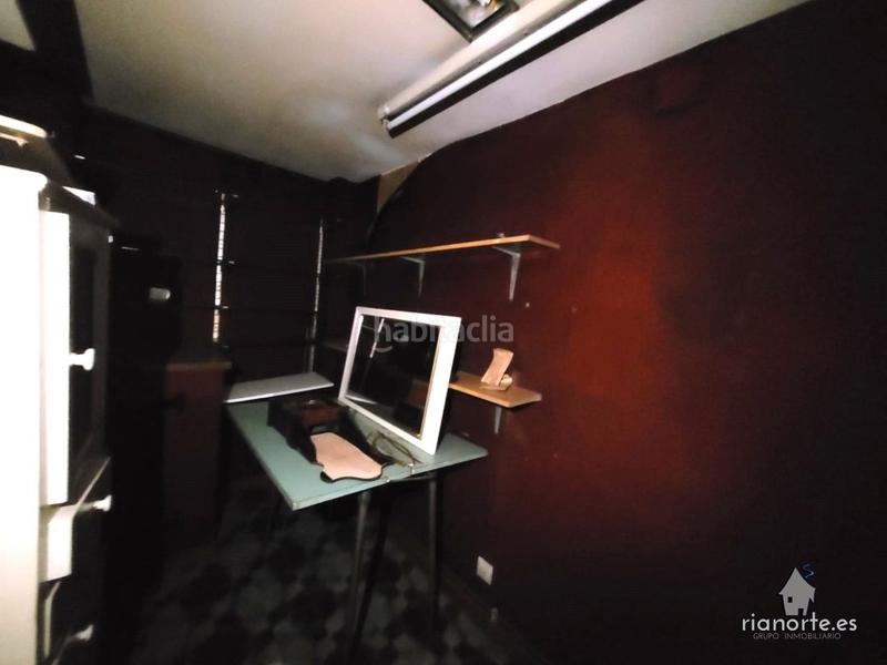 Foto d2cfc8fd-1b29-4619-886a-04336846900e. Location local commercial dans Sama Langreo