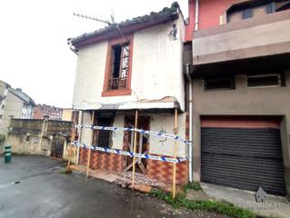 Casa adossada a Cuesta casona 6. Casa para reformar de planta y piso en la felguera. zona parque