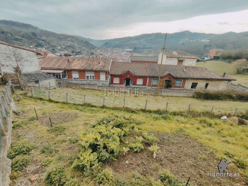 Foto d32b8311-11d2-4759-85a0-b313d292cbac. Casa con parcheggio in Sama Langreo